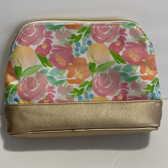 Cosmetics case - Picture 6 of 13